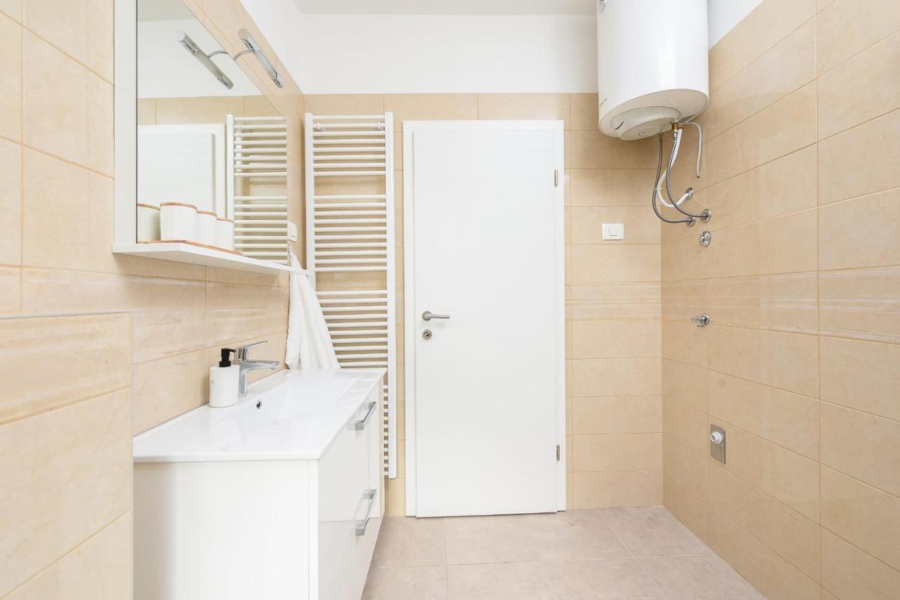 Novi Apartman Franka Apartmán