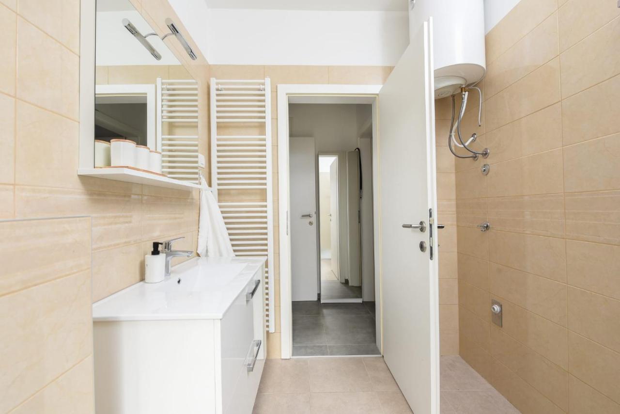 Novi Apartman Franka Apartmán